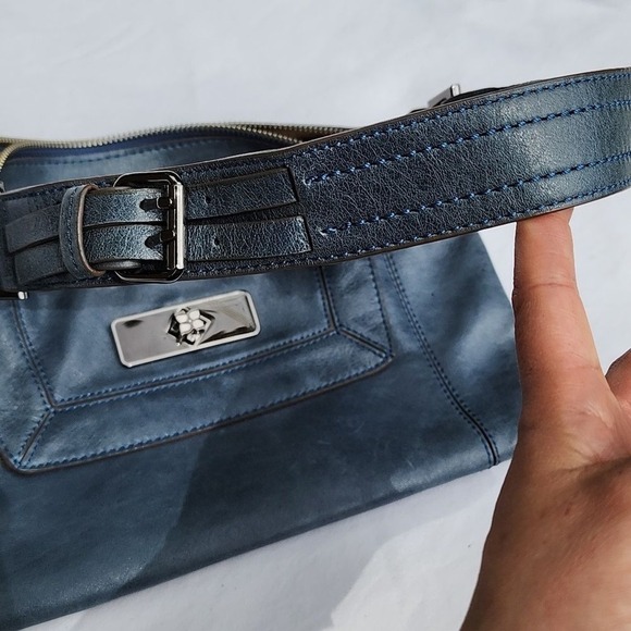 BCBGMAXAZRIA Shoulder Bag Women Blue Leather Buckle Strap Gunmetal Hardware - Picture 4 of 13